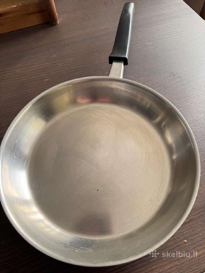 Wmf nerūdijančio plieno keptuvė ir Berghoff kept.
