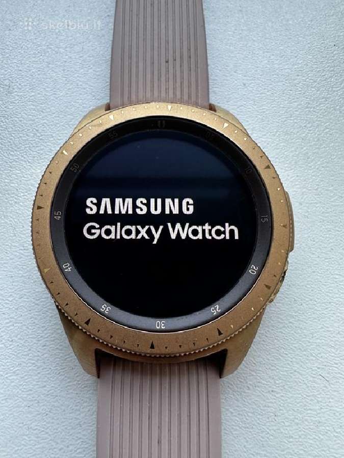 Samsung Galaxy Watch 42 mm - 45 eur