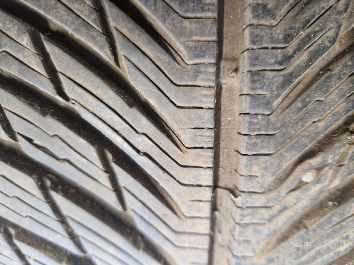 245-40 r20 Michelin - nuotraukos Nr. 2