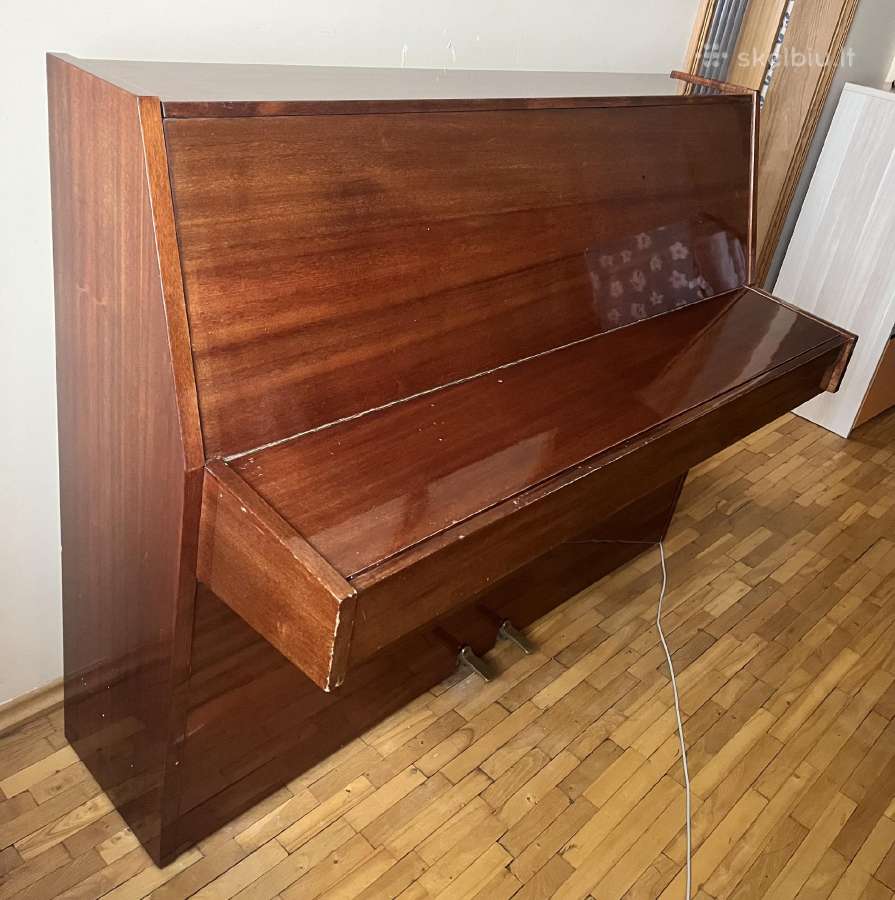 Pianinas Riga, Dovanojame