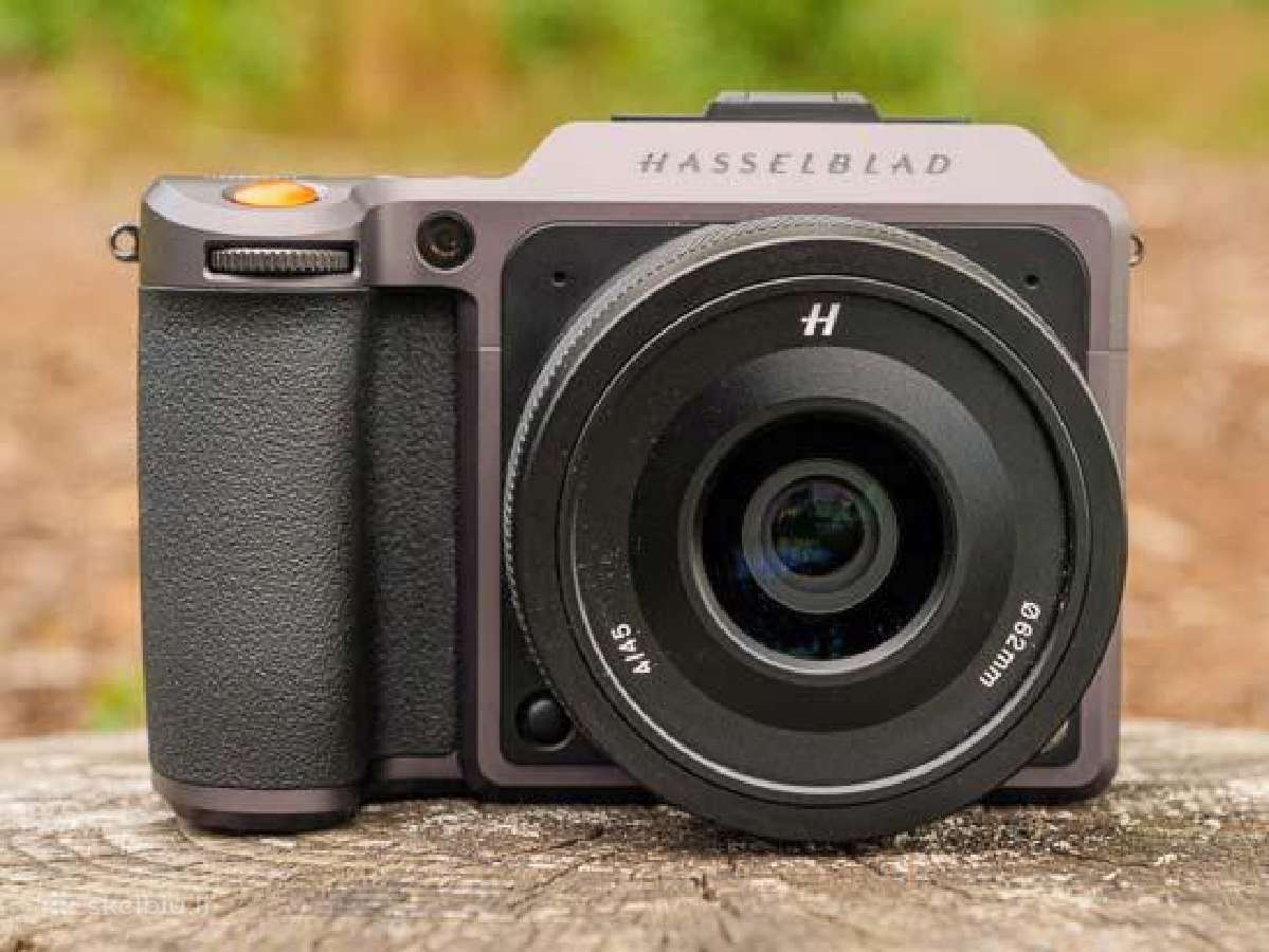 Parduodu Hasselblad X1d fotoaparata su 45p F4