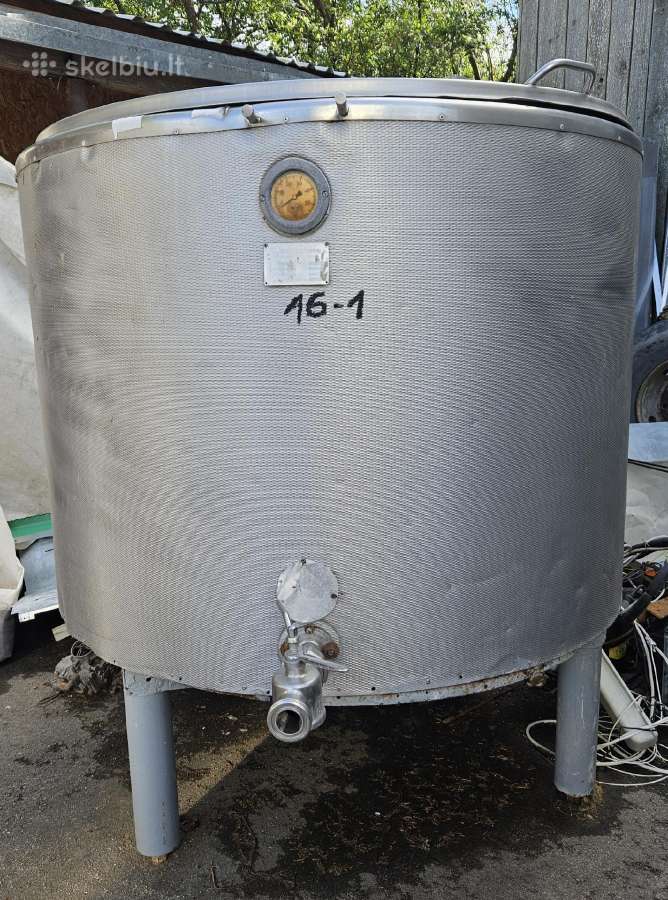 Nerūdijančio plieno talpa 900l