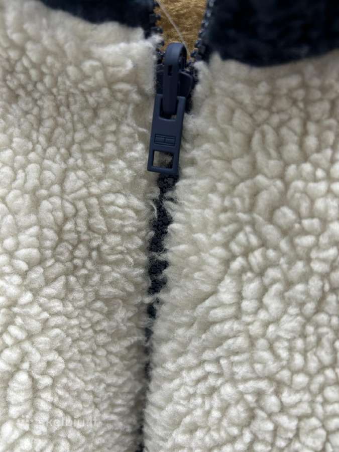 Tommy Hilfiger striuke - nuotraukos Nr. 3