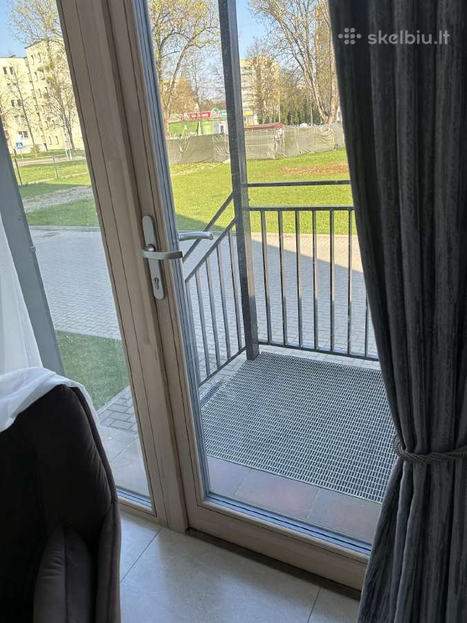 Naujos statybos jaukus įrengtas 3 kambarių butas - nuotraukos Nr. 14