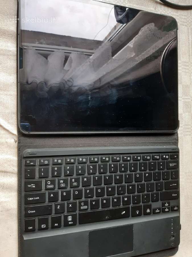 Apple iPad Pro 12.9 skubiai