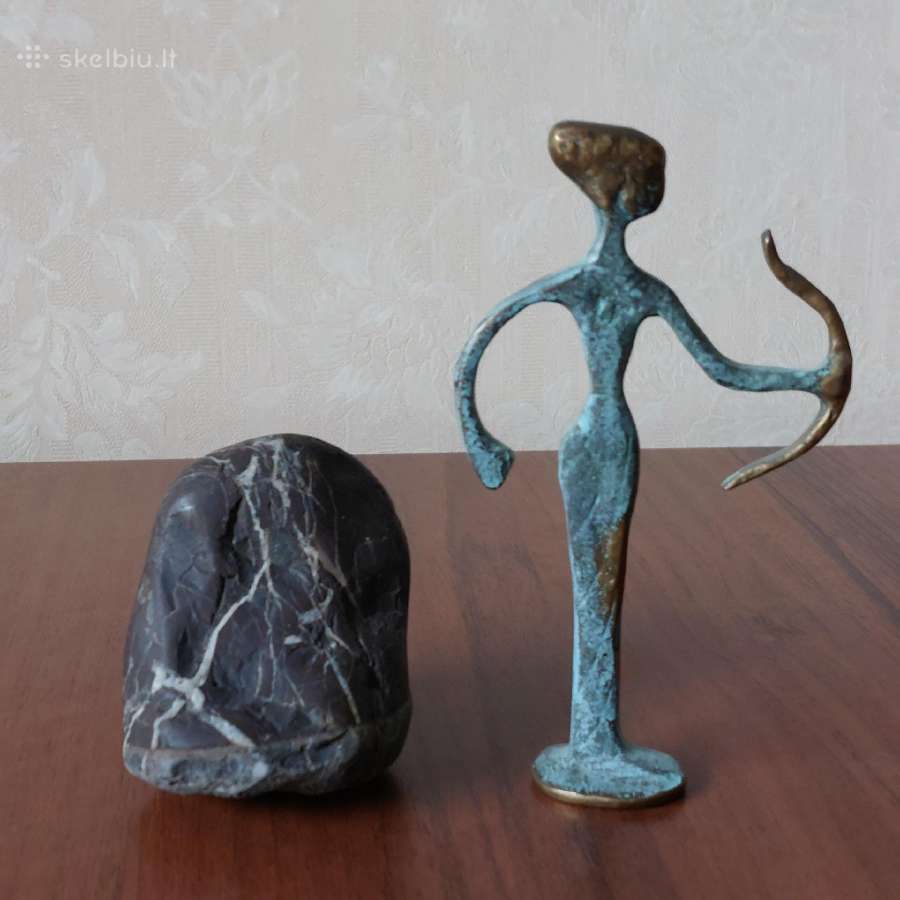 Žalvarinė statulėlė Artemidė - Medžioklės deivė - nuotraukos Nr. 18
