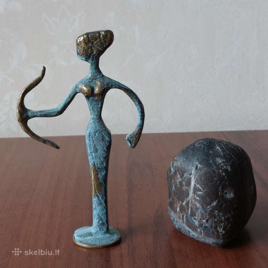 Žalvarinė statulėlė Artemidė - Medžioklės deivė - nuotraukos Nr. 19