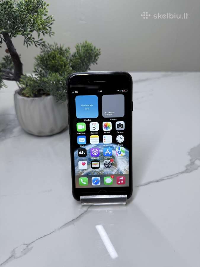 iPhone 8 64 GB, 100% baterija