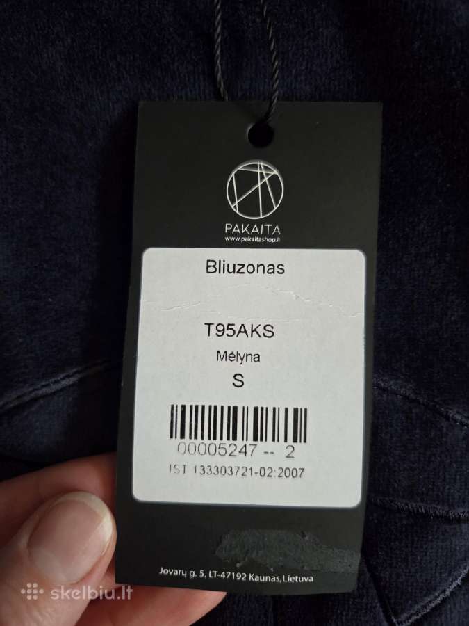 Mėlynas veliūrinis džemperis siuvinėtas mėlynai - nuotraukos Nr. 4
