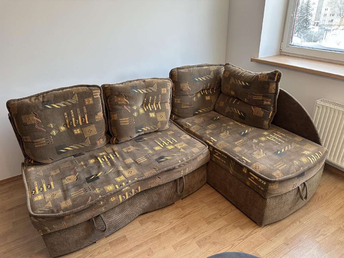 Kampinė sofa-lova