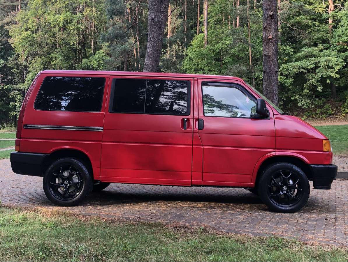 Ieškau pirkti VW t4 multivan arba VW t5