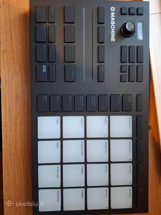 Sampleris Native Instruments Maschine Mikro Mk3
