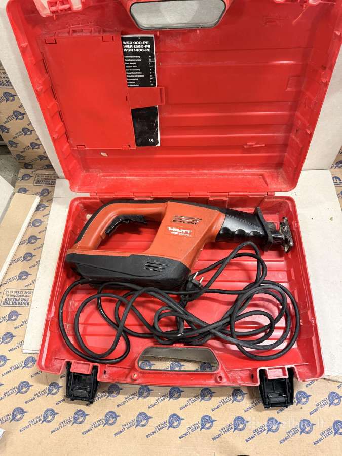 Hilti Wsr 900-pe tiesinis pjūklas (lapė)