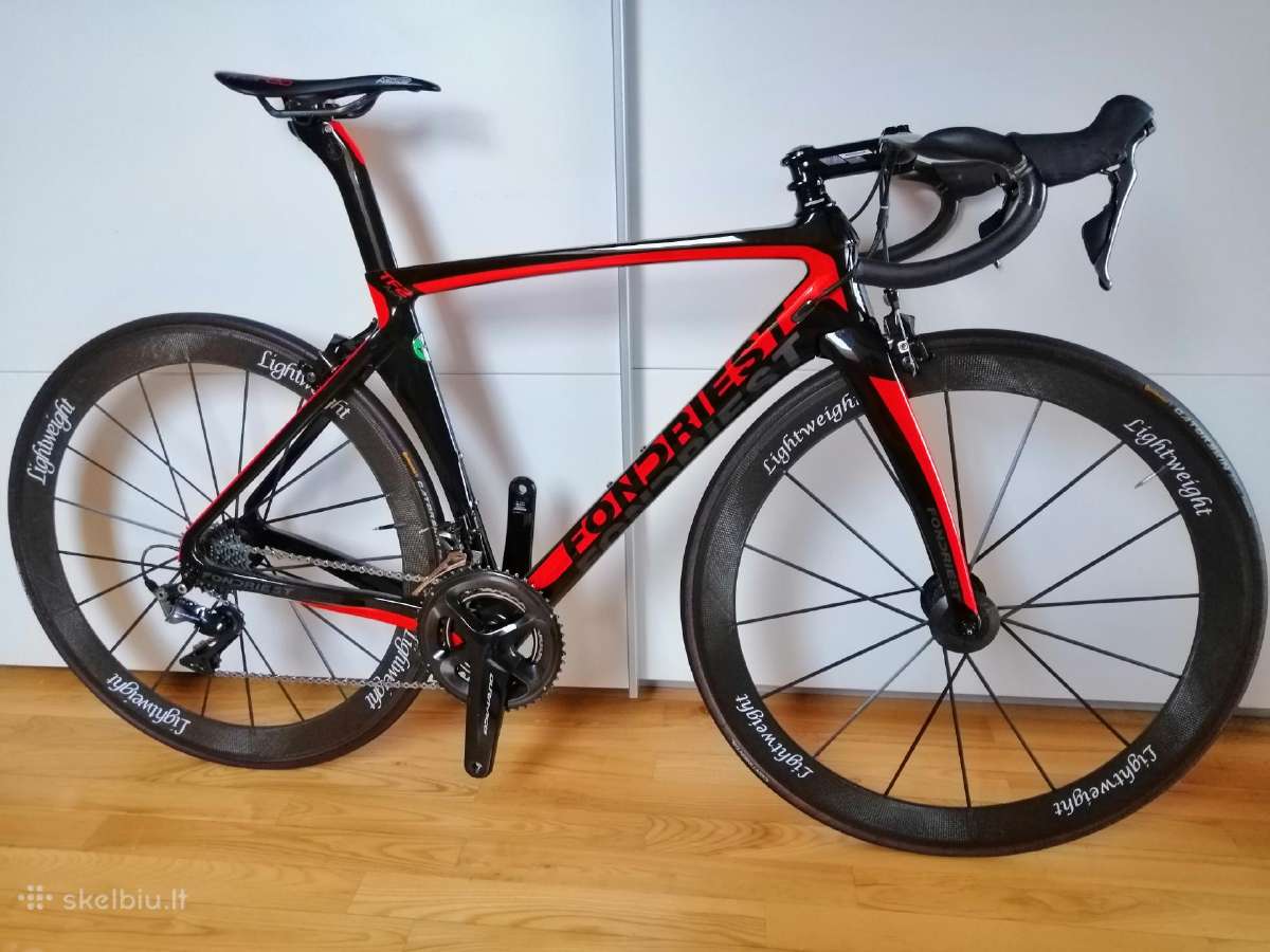 Aero rėmas. Italų gamybos plentas.