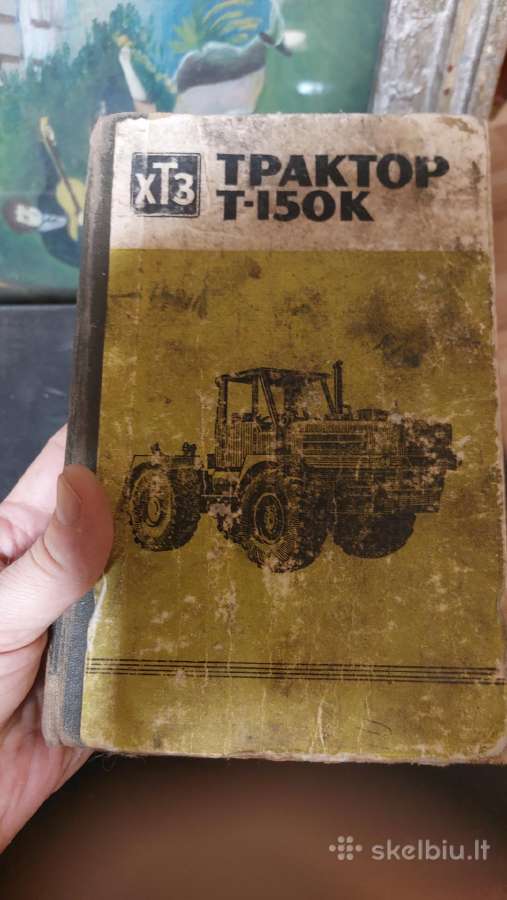 Traktoriu knyga