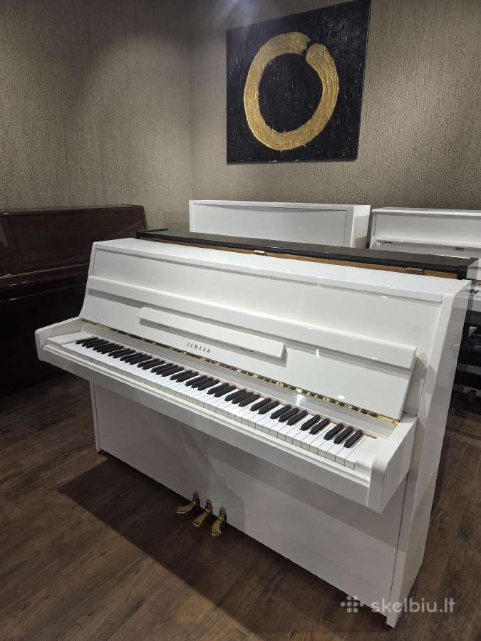 Pianinas Yamaha M5j