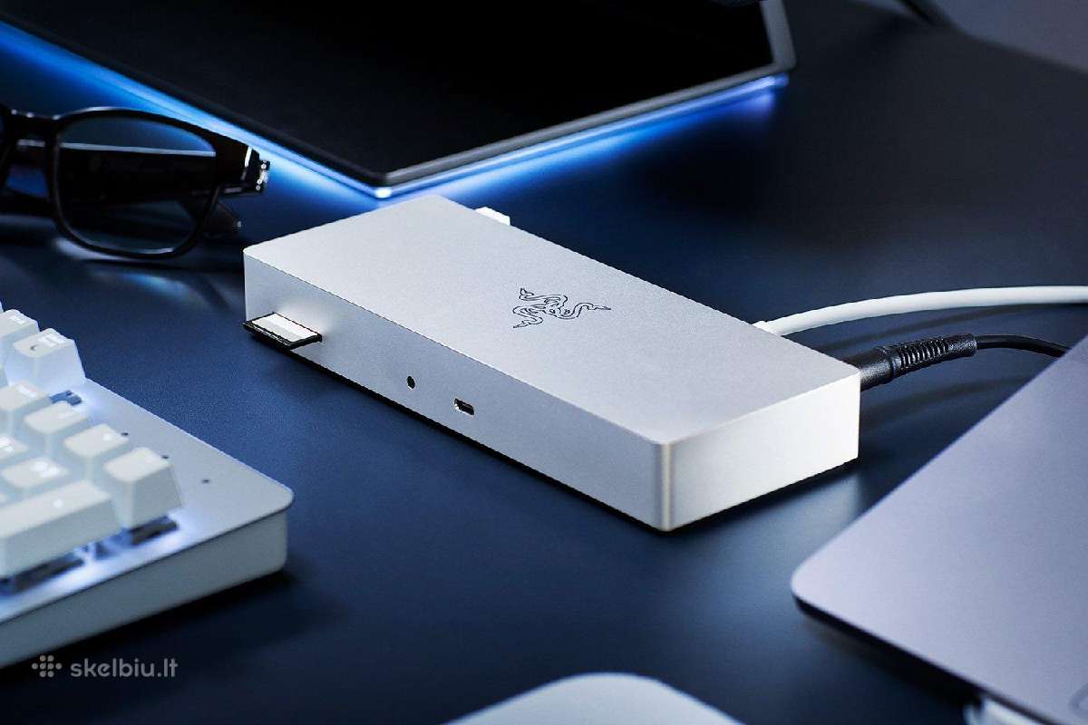 Razer thunderbolt 4 dock mercury