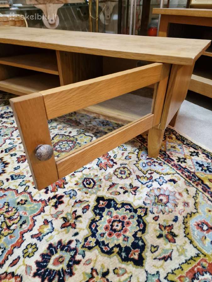 Vintažinė mid century ąžuolinė žema konsolė - nuotraukos Nr. 13