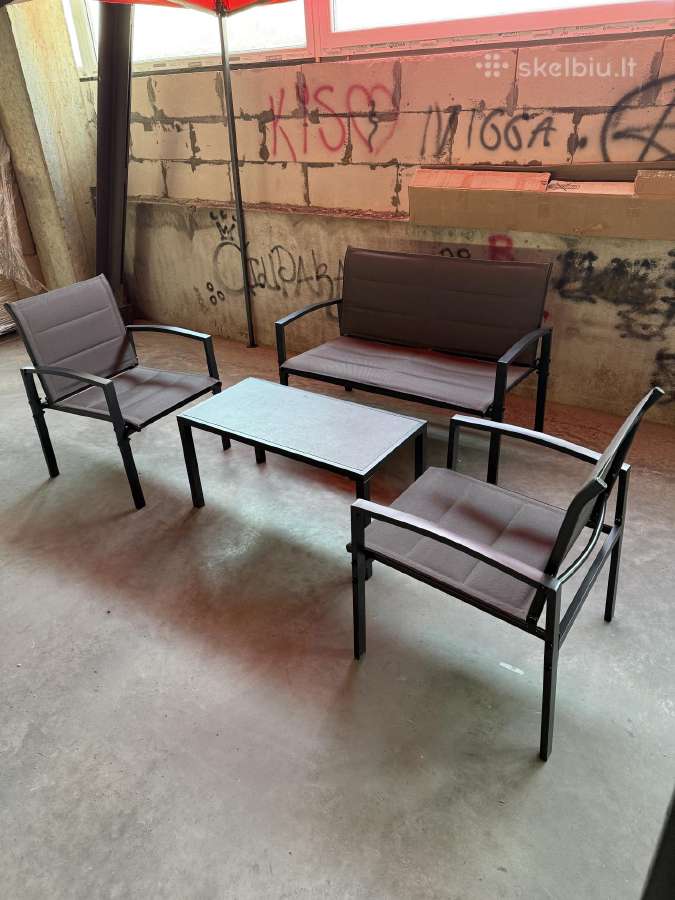 Lauko baldai su stalu