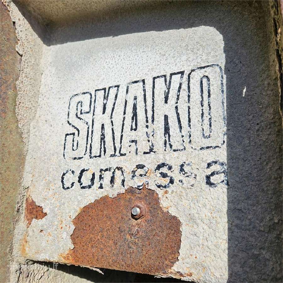 Sijotuvas skako biriu medziagu kisene - nuotraukos Nr. 4