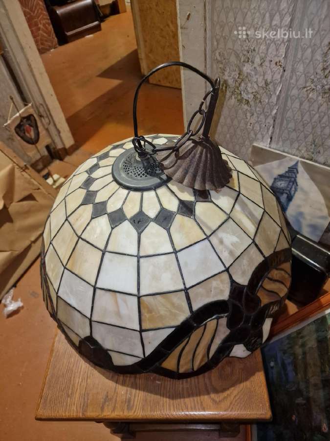 Tiffany šviestuvas - nuotraukos Nr. 2