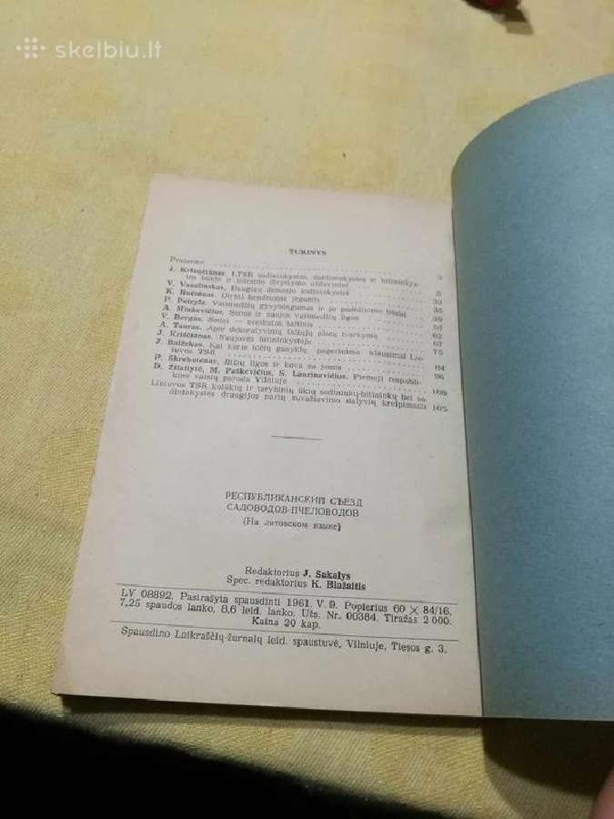 Respublikos sodininkų-bitininkų suvažiavimas knyga - nuotraukos Nr. 3