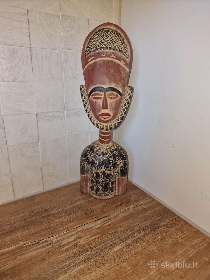 Pastatoma kaukė