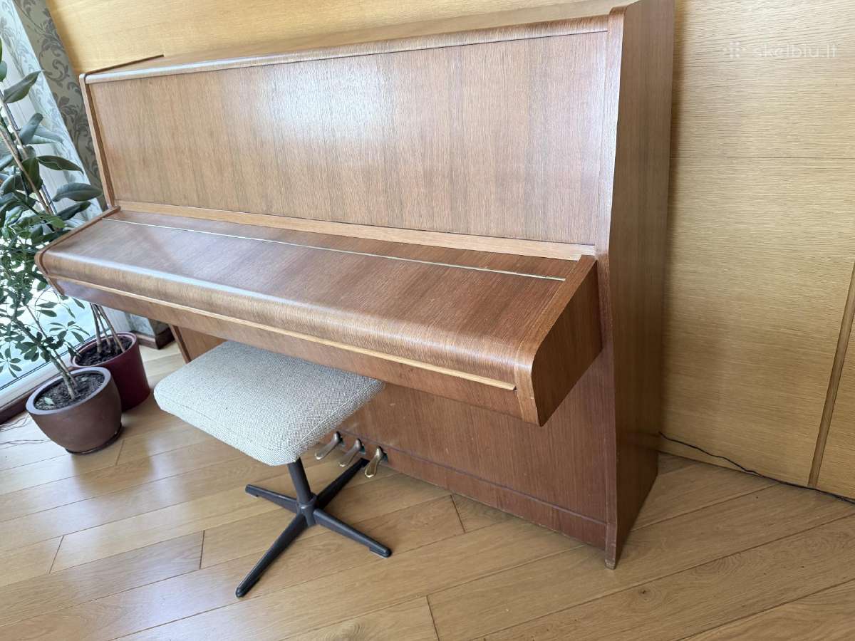 Pianinas Rosler
