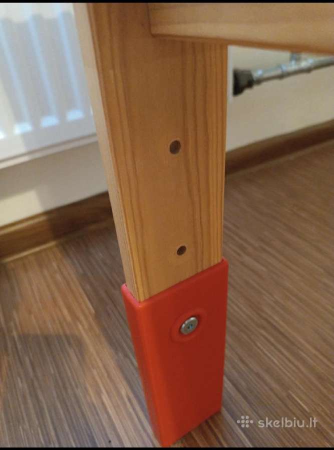 Vaikiškas stalas Ikea + spintelė dovanų - nuotraukos Nr. 2