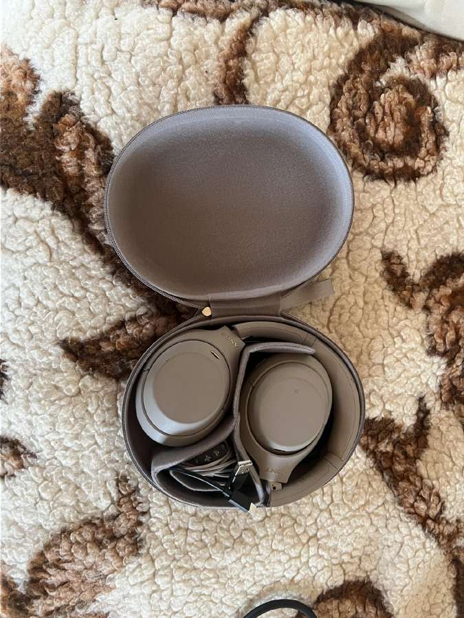 Sony wh-100xm4 gero stovio