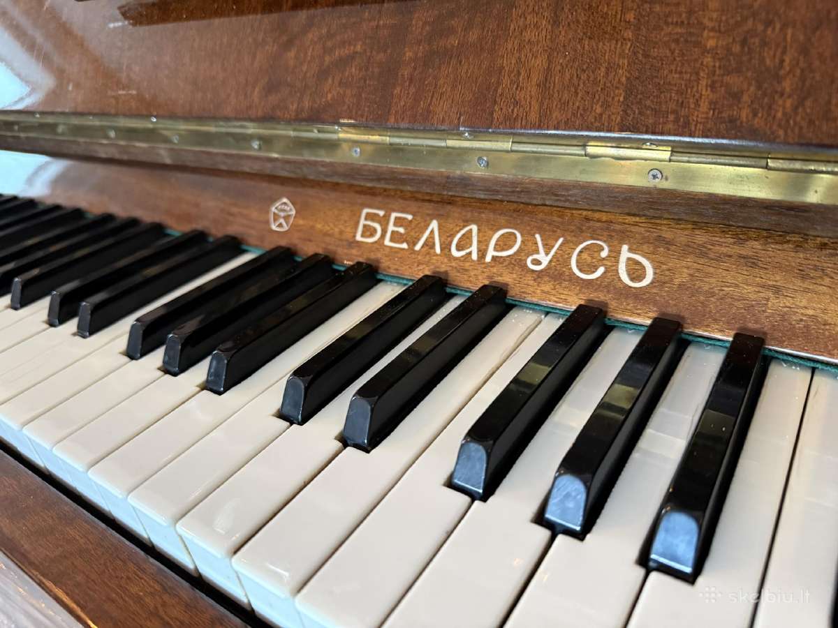 Pianinas Belarus