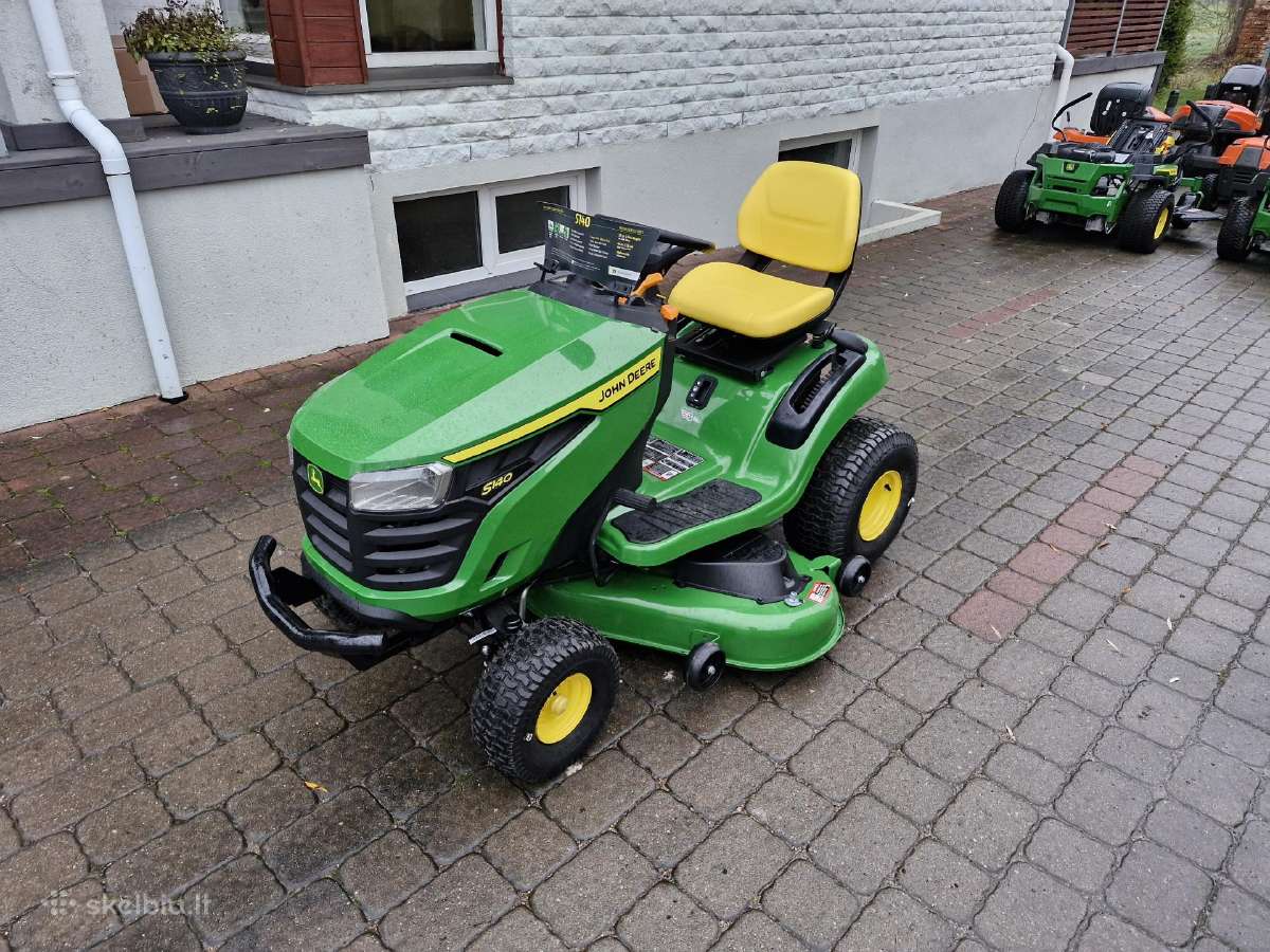 Naujas, John Deere S140