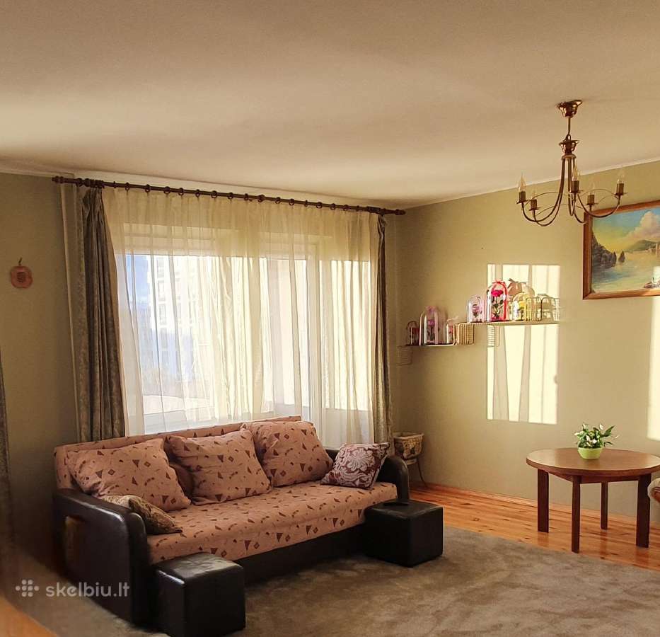 Gintaro baldų sofa lova su patalynės dėže
