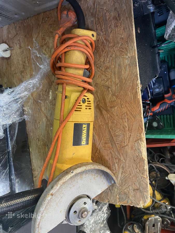 Dewalt