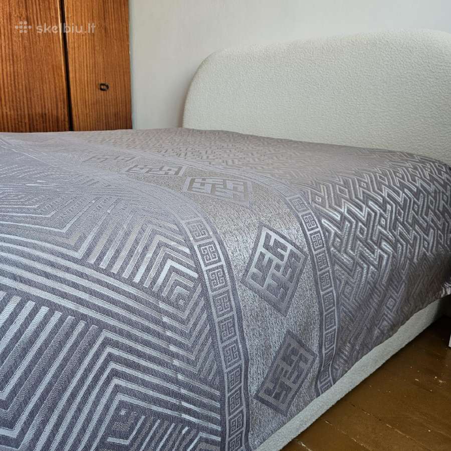 Naujas didelis lovos užtiesalas 5m/2,5m