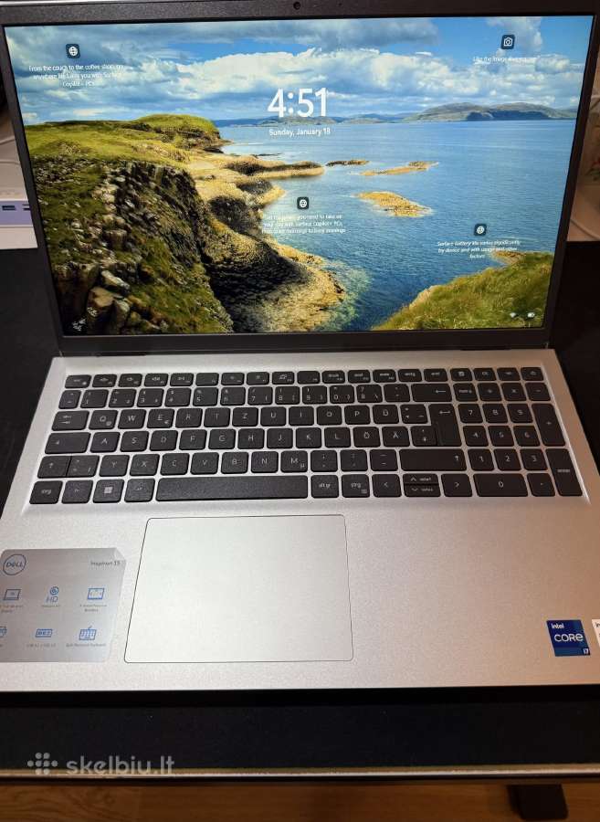 Dell Inspiron 15 3530 – beveik naujas, i7, 16 GB R