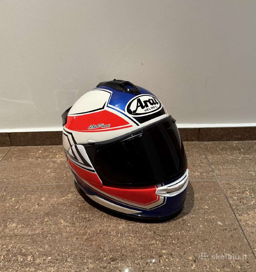 Arai chaser x šalmas