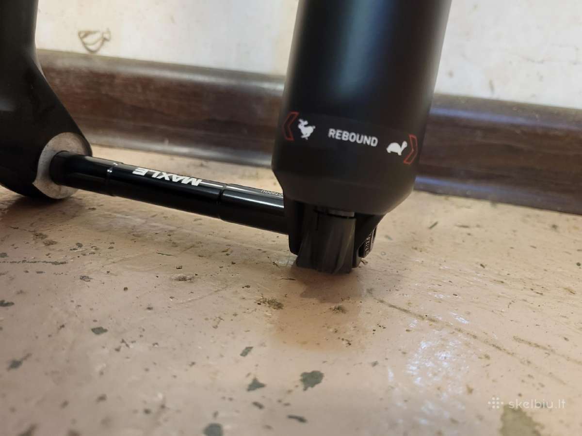 Amortizuojančios šakės Rock shox, Fox ir kitos - nuotraukos Nr. 16