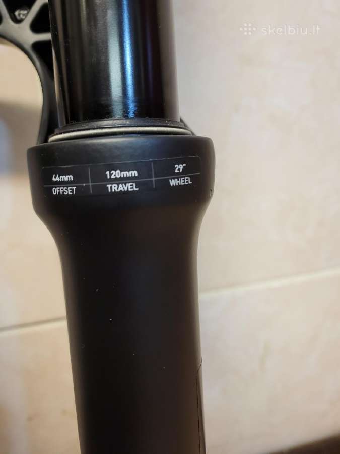 Amortizuojančios šakės Rock shox, Fox ir kitos - nuotraukos Nr. 17