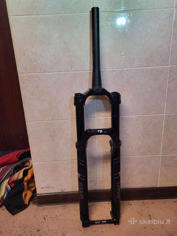 Amortizuojančios šakės Rock shox, Fox ir kitos - nuotraukos Nr. 20