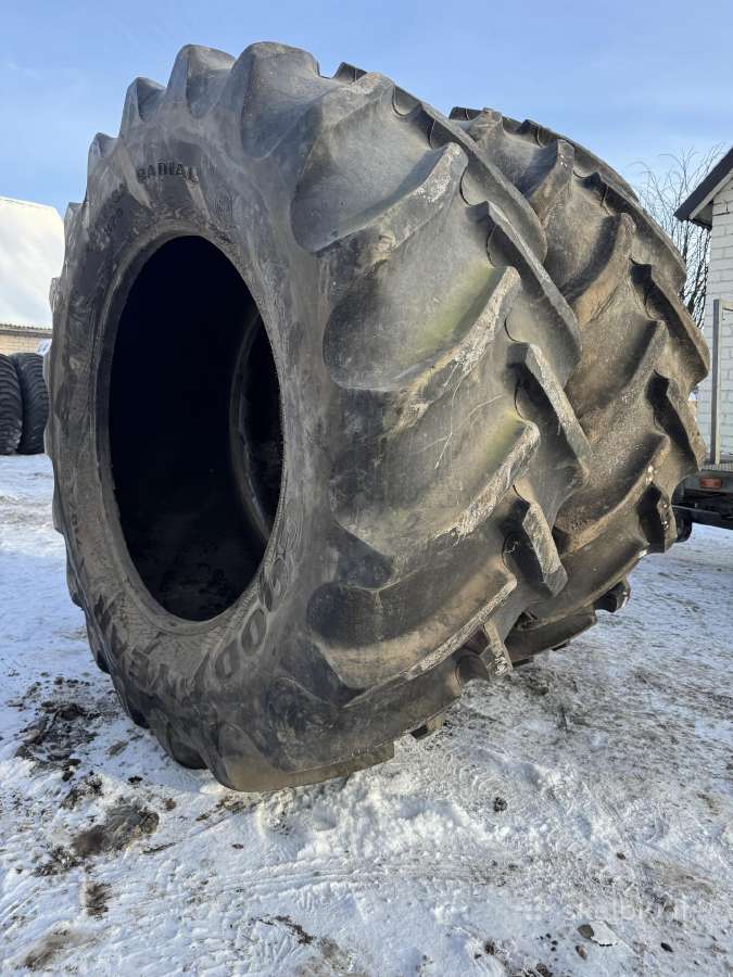 Goodyear 710/70r42 padangos