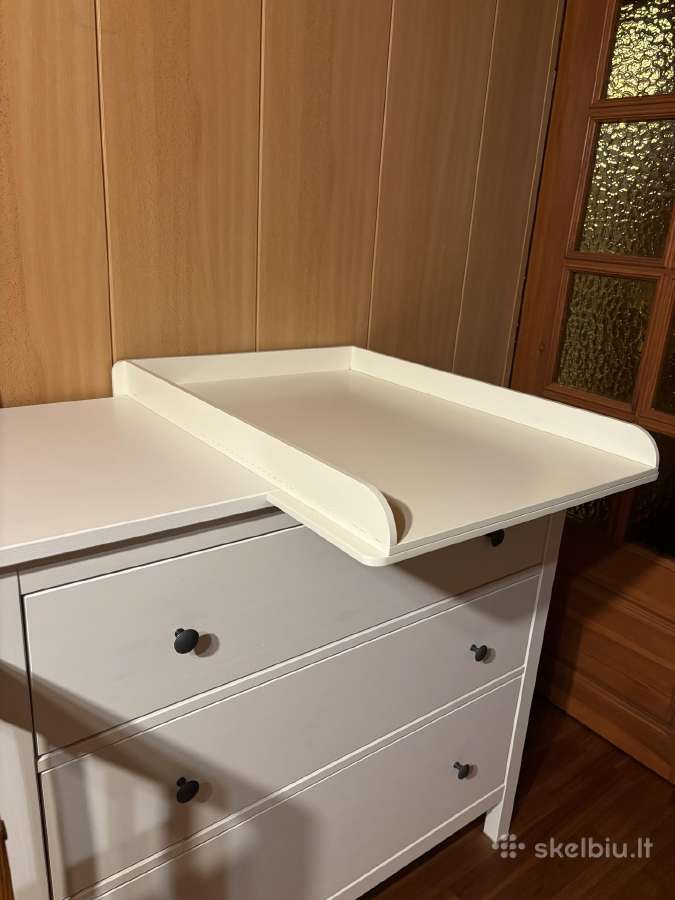 Kūdikio gultukas Hemnes komodai
