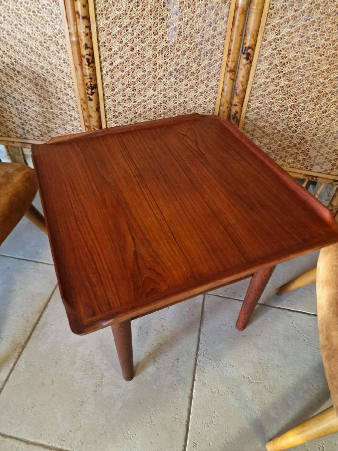 Vintažinis mid century tikmedžio kavos staliukas
