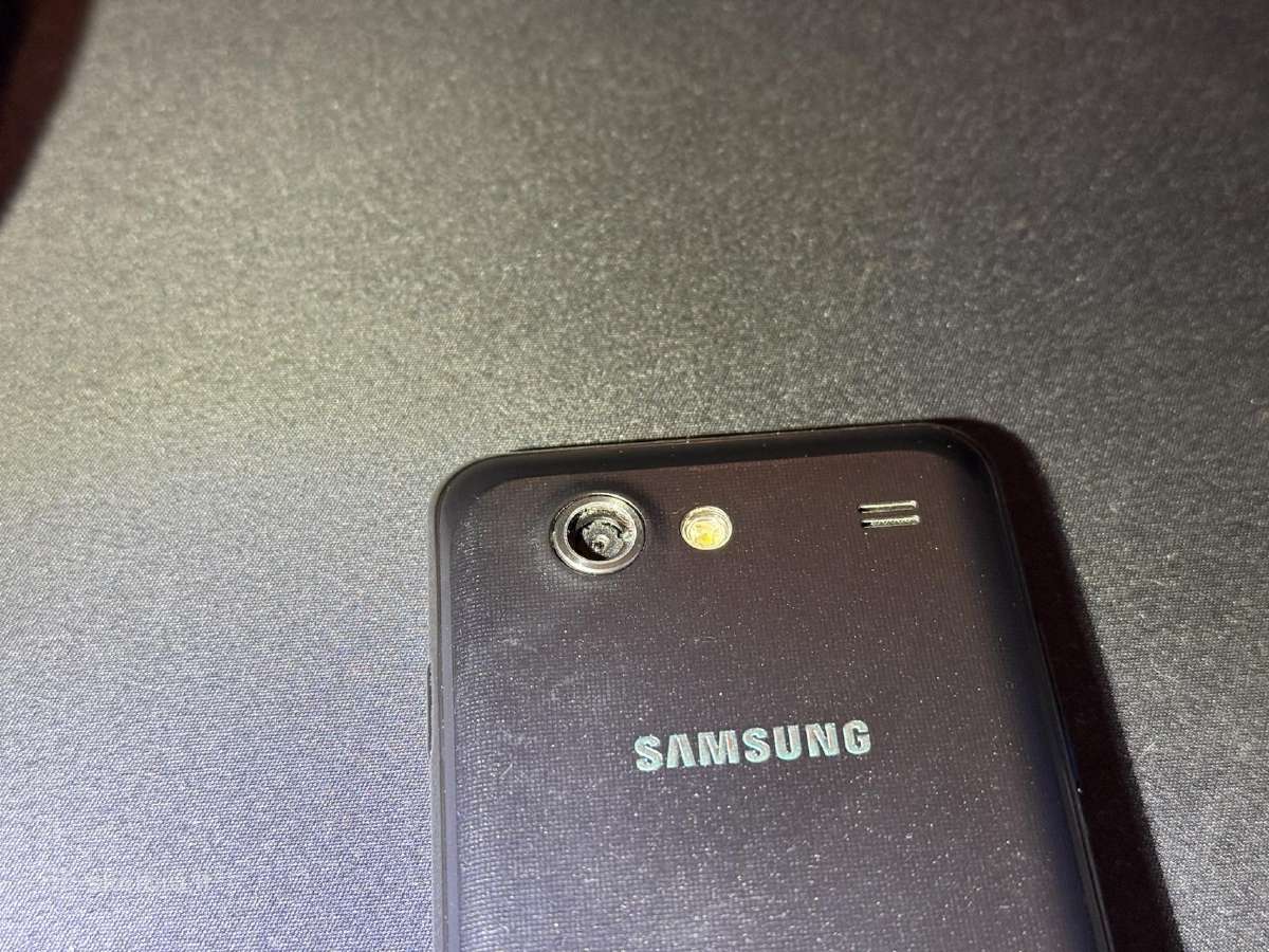 Samsung Galaxy S Advance Gt-i9070p - nuotraukos Nr. 3
