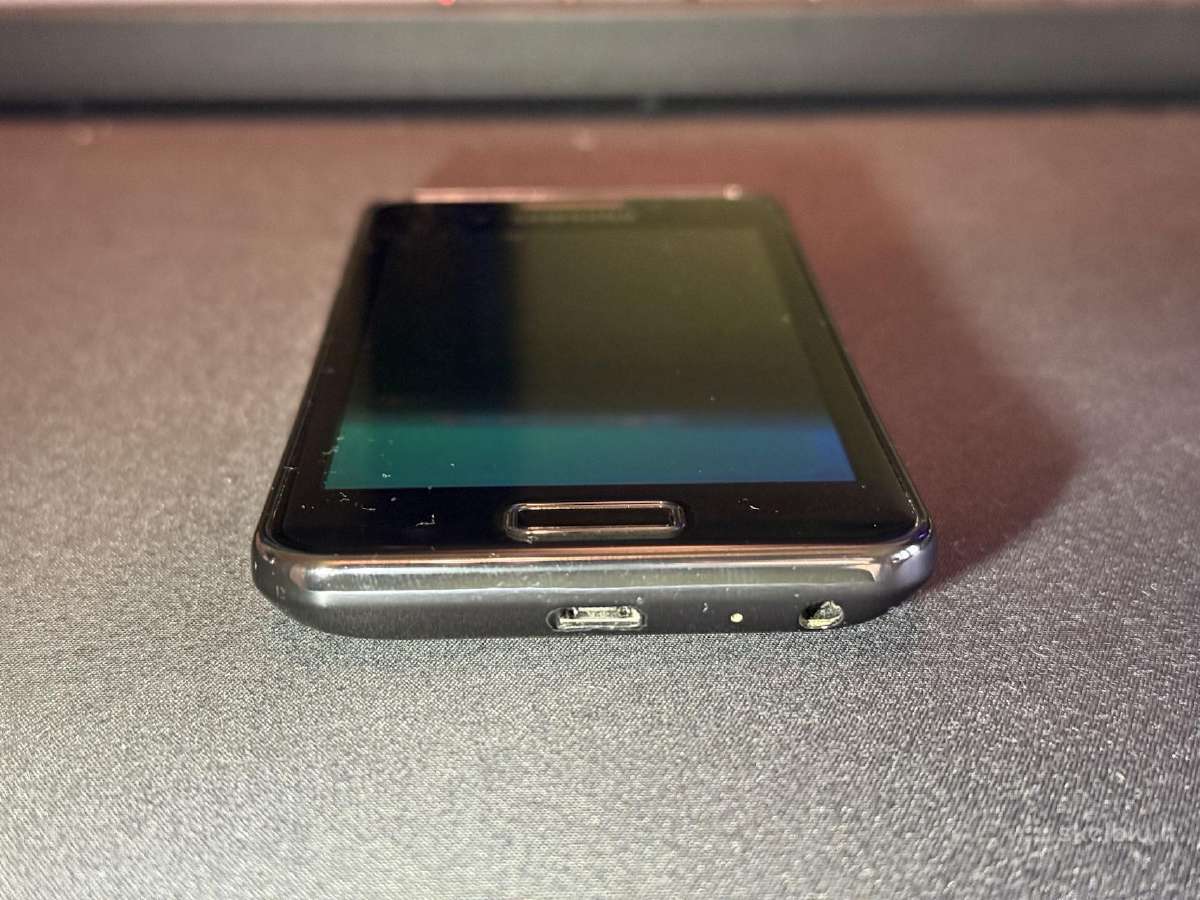 Samsung Galaxy S Advance Gt-i9070p - nuotraukos Nr. 5