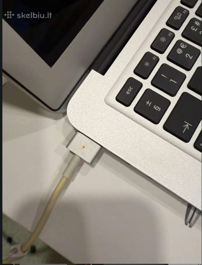 Apple MacBook Air nesiojamas kompiuteris 13"silver - nuotraukos Nr. 8