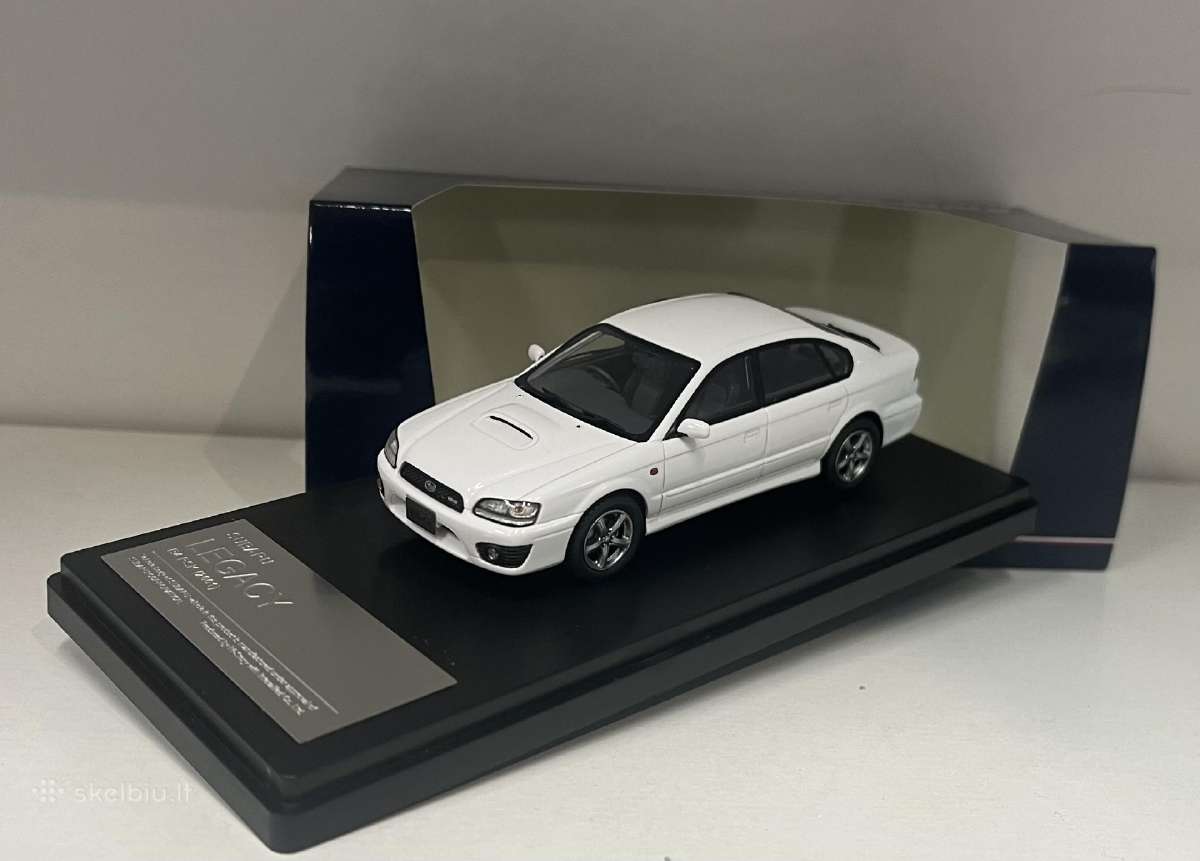 Kolekciniai modeliukai-subaru legacy 2001