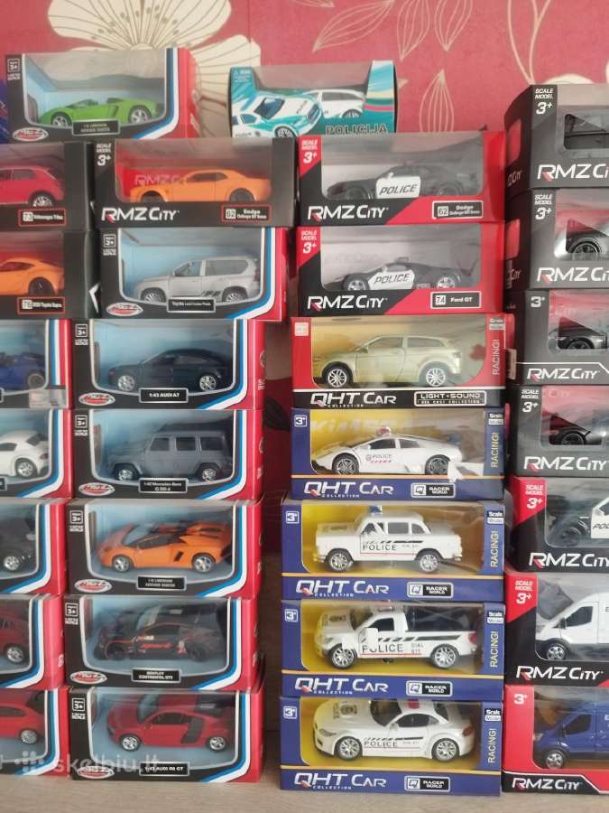 Auto modeliukai dežutese - nuotraukos Nr. 3