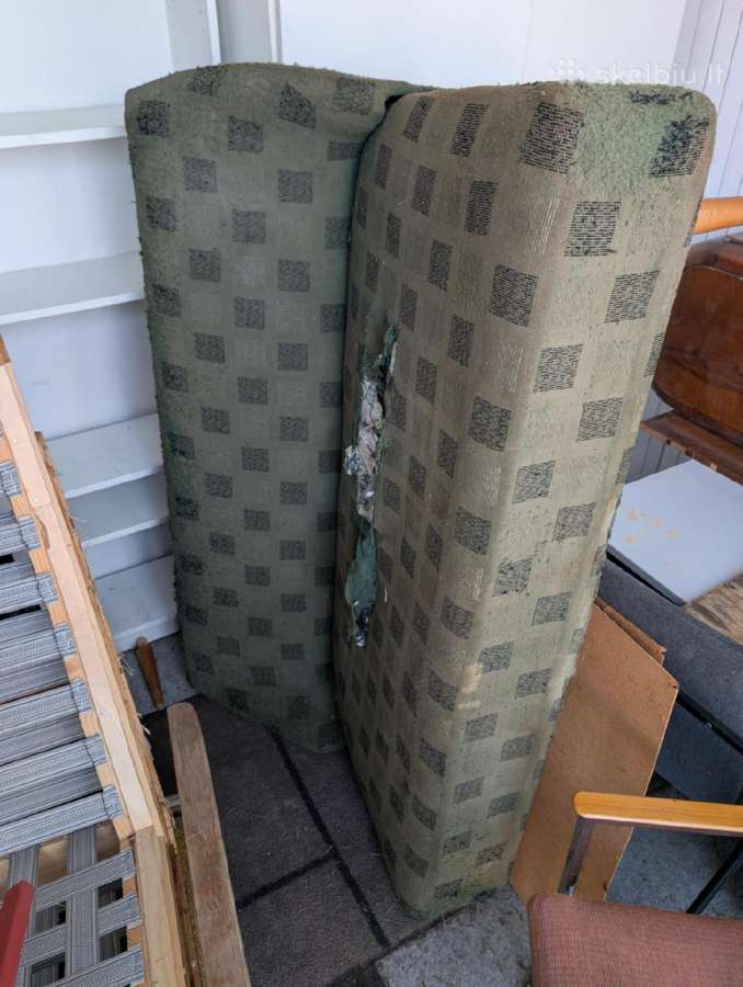 B. Adomonienės baldų komplektas (Sofa + 2 foteliai