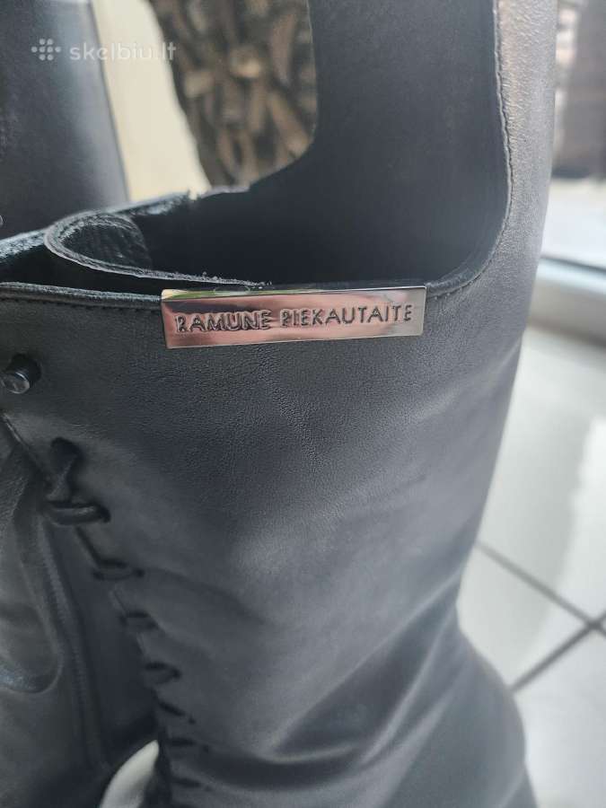Dizainerės aukštakulniai aulinukai